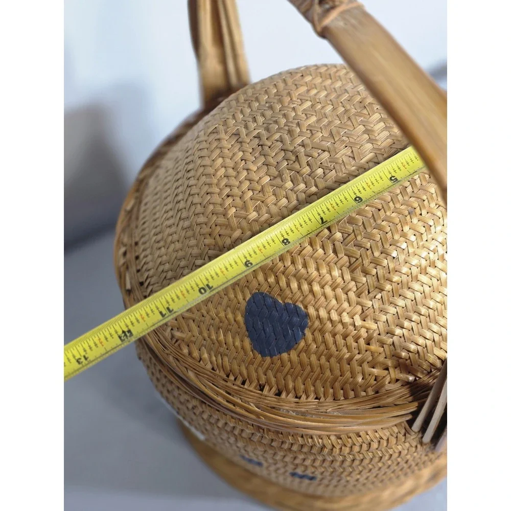 N/A vintage wicker
